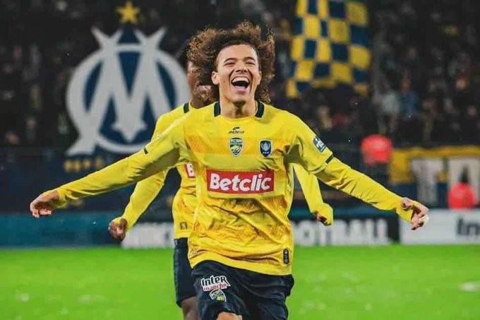 半岛体育-Here we go！罗马诺：马赛就签下索肖天才中场约瑟夫达成协议