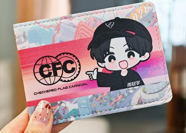 半岛·BOB官方网站-周冠宇Q版“超级驾照”在沪开售 F1赛前嘉年华再添新玩法